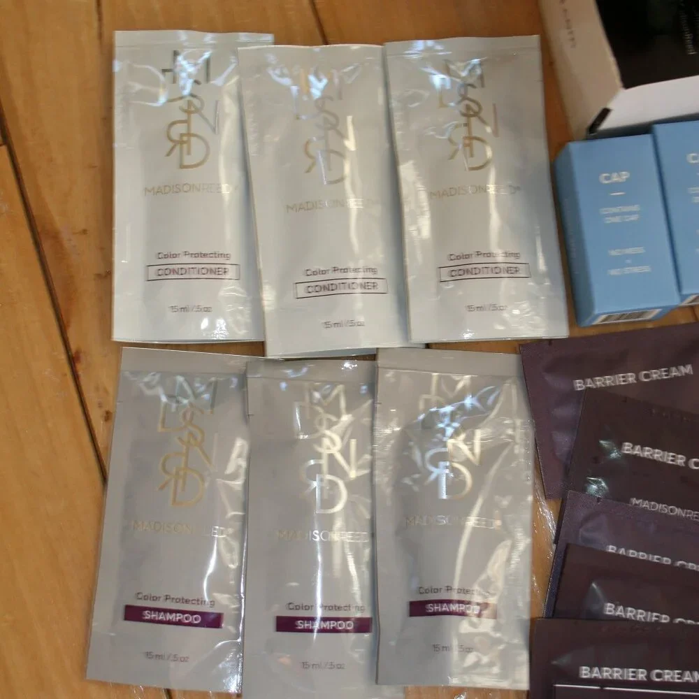 Madison Reed Assorted items 54 pieces - Picture 2 of 4